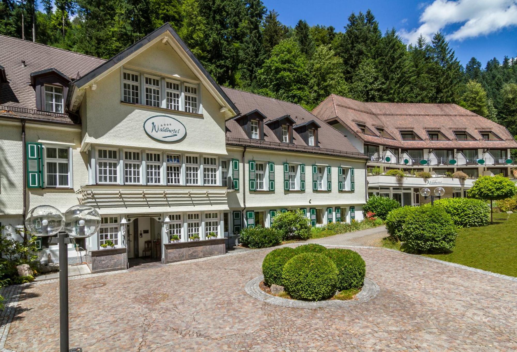 Waldhotel Bad 술츠부르크 외부 사진