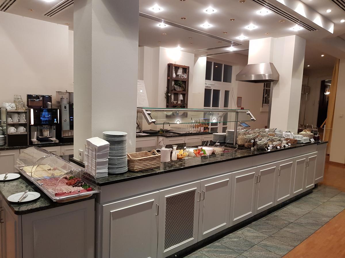 Waldhotel Bad 술츠부르크 외부 사진